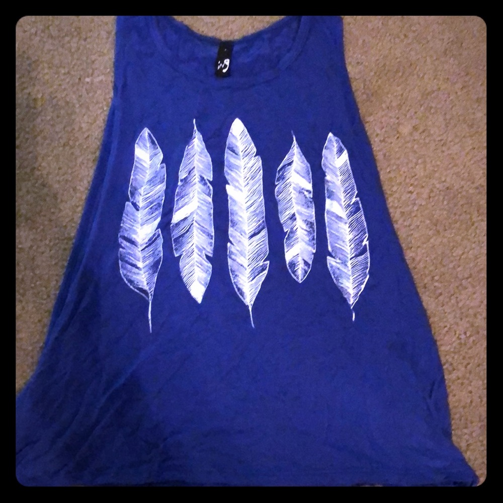 Blue top - wide arm tank